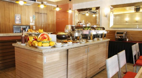 Hotel Kimberly image 34